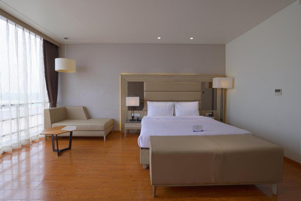 Sarovar Portico Morbi Zewnętrze zdjęcie