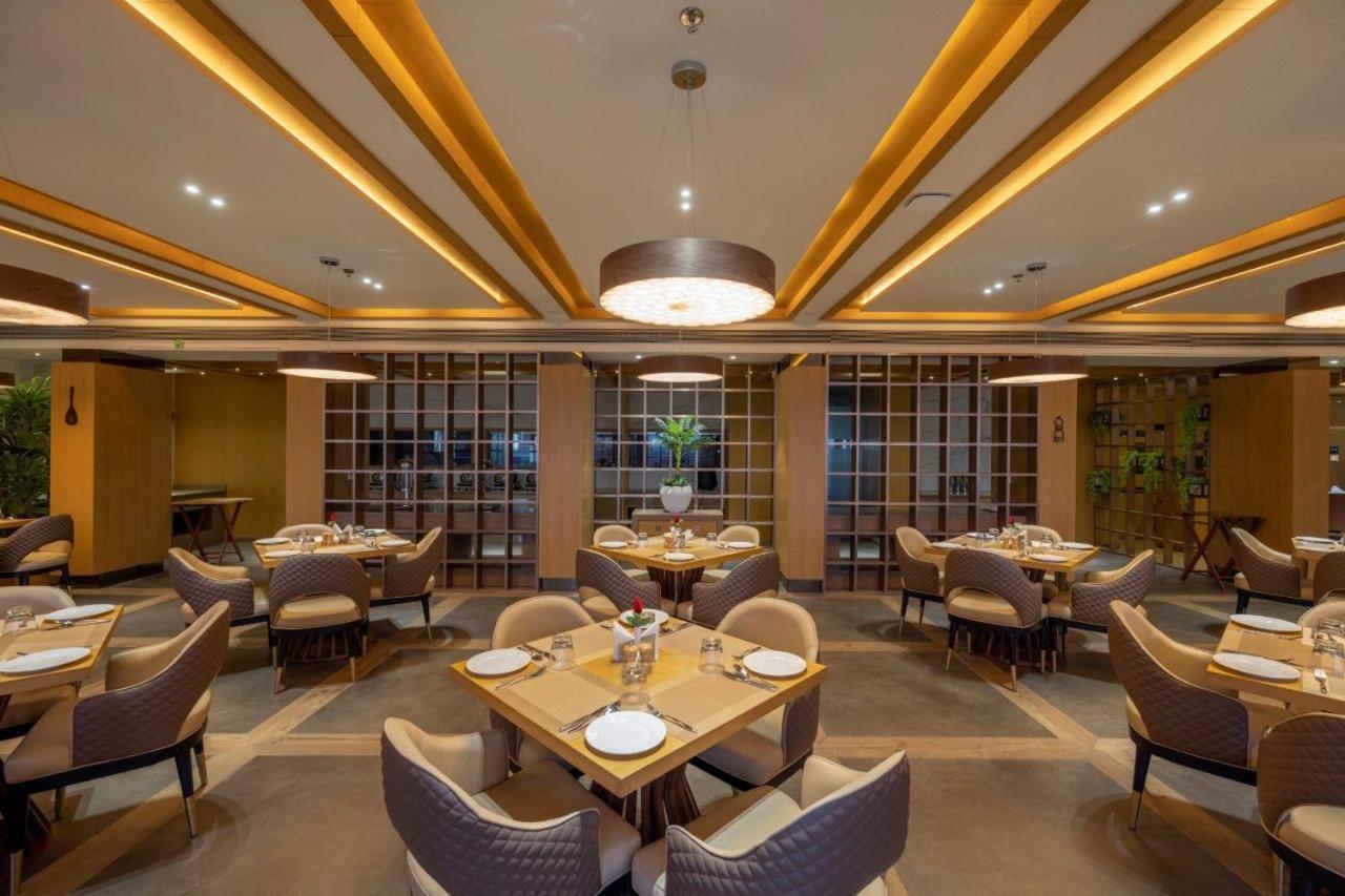 Sarovar Portico Morbi Zewnętrze zdjęcie