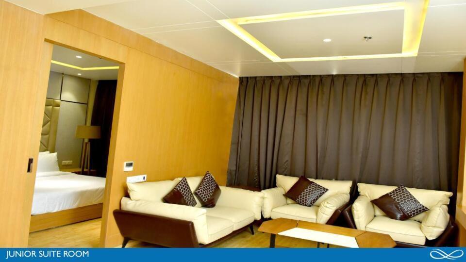 Sarovar Portico Morbi Zewnętrze zdjęcie